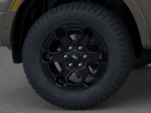 New 2025 Ford Ranger Lariat w/ FX4 Off-Road Package image 19