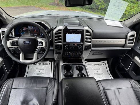 Used 2017 Ford F250 Lariat w/ Lariat Value Package AWD/4WD image 23