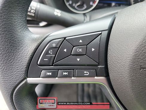 Used 2025 Nissan Sentra SV image 21