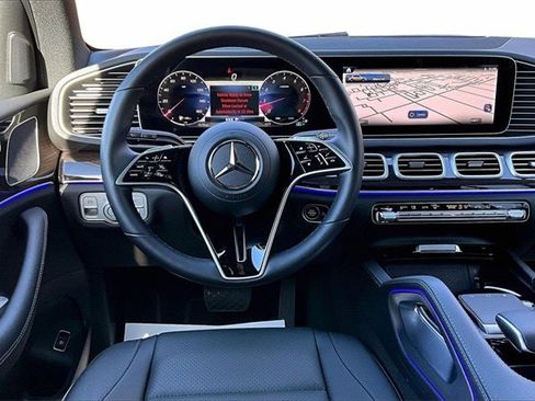 Certified 2025 Mercedes-Benz GLE 350 4MATIC image 11