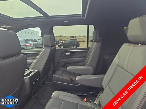 Used 2026 Chevrolet Suburban RST w/ Comfort Package AWD/4WD image 6