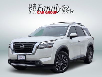 Used 2022 Nissan Pathfinder SL w/ SL Premium Package