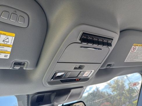 New 2026 Ford F350 Lariat image 34