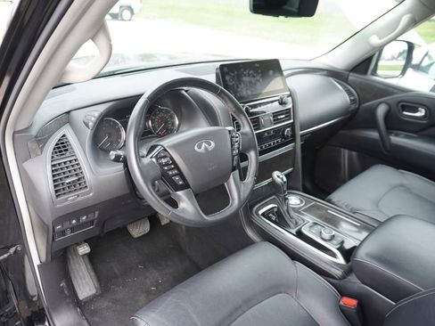 Used 2023 INFINITI QX80 Luxe w/ Cargo Package image 3