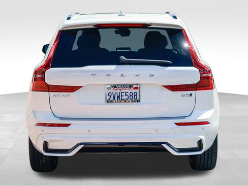 Used 2026 Volvo XC60 B5 Plus w/ Protection Package Premier image 7