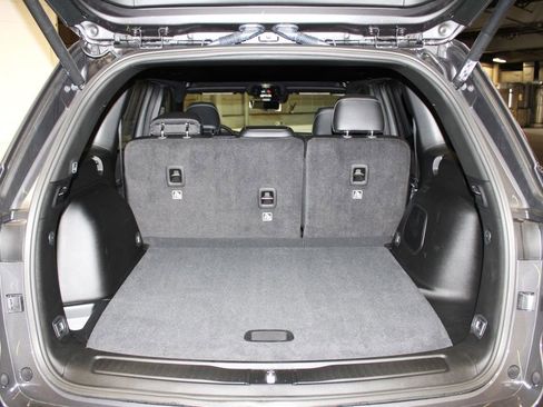 New 2025 Jeep Grand Cherokee Limited w/ Luxury Tech Group II image 33