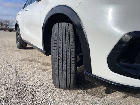 New 2026 Honda HR-V EX-L image 17