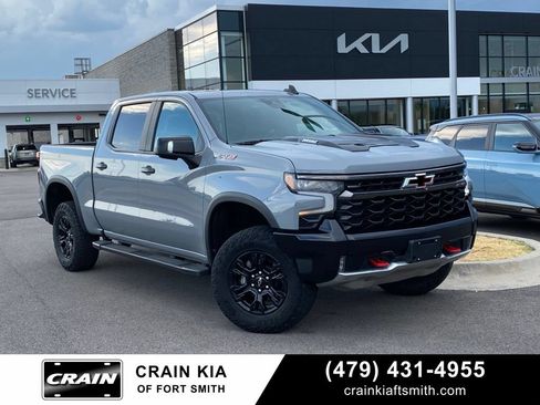 Used 2024 Chevrolet Silverado 1500 ZR2 w/ Technology Package AWD/4WD image 1