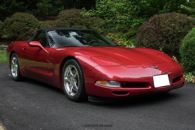 Used 2004 Chevrolet Corvette Convertible w/ Preferred Equipment Group RWD image 17