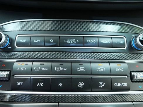 Used 2023 Hyundai Santa Fe Limited w/ Cargo Package image 42