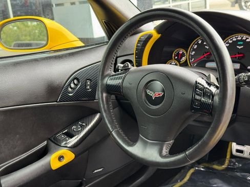 Used 2007 Chevrolet Corvette Coupe w/ Preferred Equipment Group RWD image 15