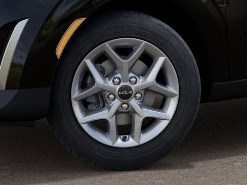 New 2025 Kia Soul LX w/ LX Technology Package image 9