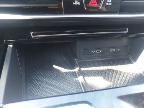 Used 2024 Volkswagen Atlas SEL AWD/4WD image 20