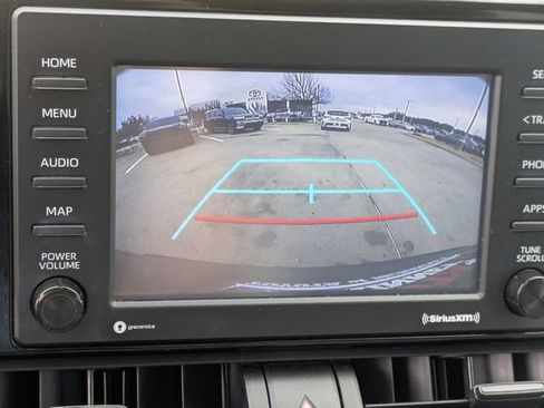 Used 2022 Toyota RAV4 XLE image 18