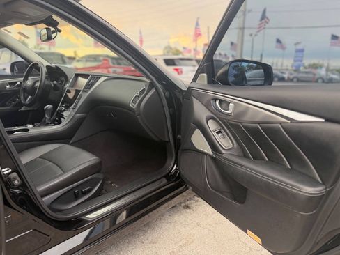 Used 2017 INFINITI Q50 3.0t Premium RWD image 23