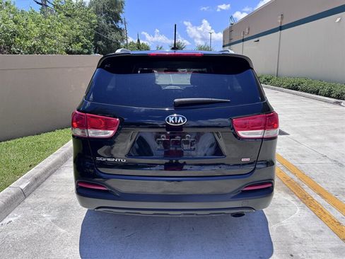 Used 2016 Kia Sorento AWD image 6