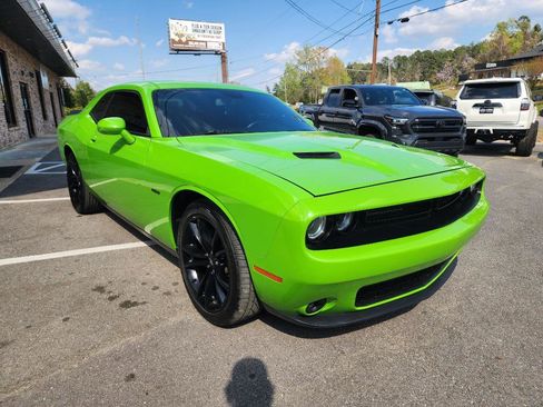 Used 2017 Dodge Challenger R/T Plus image 6