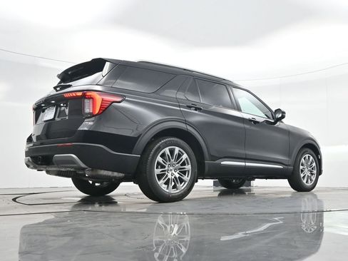 New 2026 Ford Explorer Platinum image 41