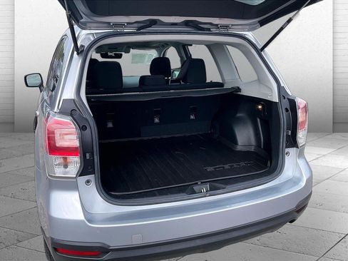 Used 2018 Subaru Forester 2.5i Premium AWD/4WD image 4