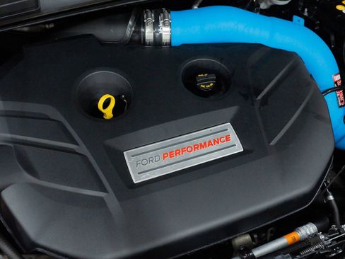 Used 2017 Ford Focus RS image 45