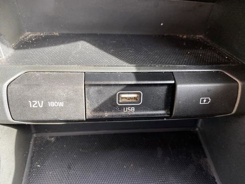 Used 2020 Kia Telluride LX image 24