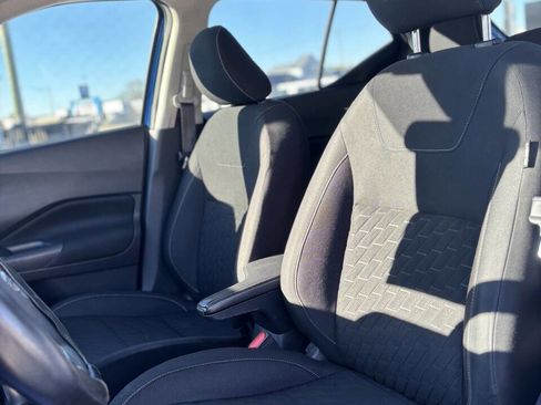 Used 2021 Nissan Kicks S image 10