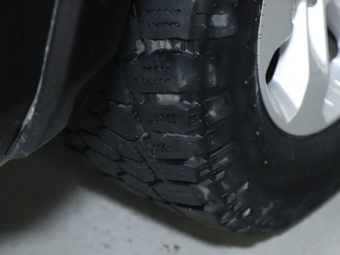 Used 2019 RAM 1500 Laramie image 44