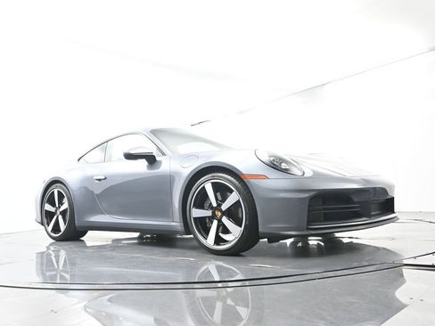 Certified 2025 Porsche 911 Carrera RWD image 53