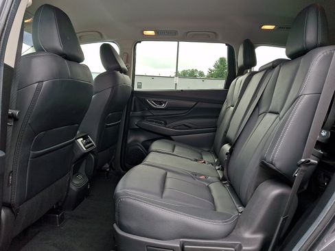 Used 2023 Subaru Ascent Limited AWD/4WD image 11
