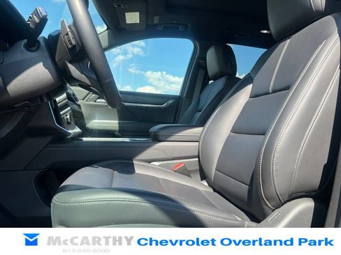 Used 2024 GMC Acadia Elevation w/ Black Edition AWD/4WD image 10