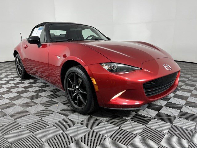 Used 2016 MAZDA MX-5 Miata Sport RWD image 2