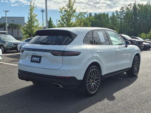 Used 2021 Porsche Cayenne AWD/4WD image 9