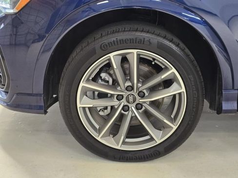 Used 2022 Audi Q3 2.0T Premium w/ Black Optic Sport Package AWD/4WD image 8
