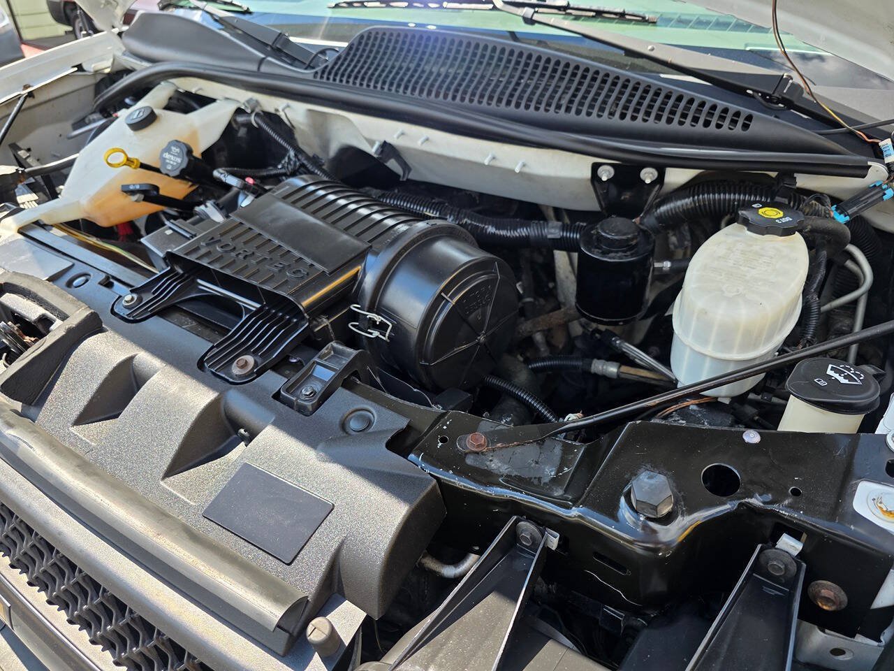 Used 2019 Chevrolet Express 3500 LS RWD image 22