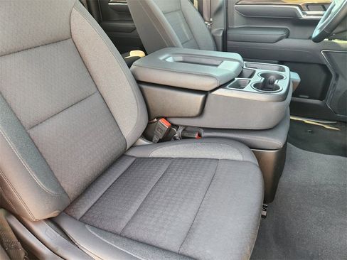 Certified 2025 Chevrolet Silverado 1500 LT image 15