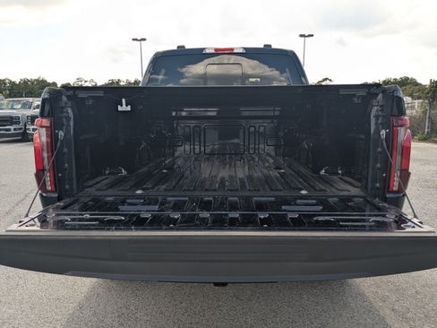 Used 2025 Ford F150 Lariat w/ Equipment Group 501A Mid AWD/4WD image 13