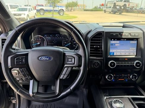 Used 2019 Ford Expedition Limited w/ Texas Edition Package RWD image 15
