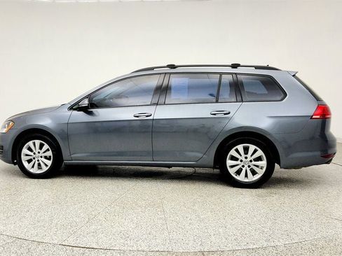 Used 2017 Volkswagen Golf S AWD/4WD image 8