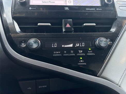 Used 2023 Toyota Camry XSE image 17