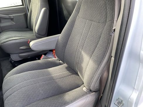 Used 2024 Chevrolet Express 2500 w/ Driver Convenience Package image 15