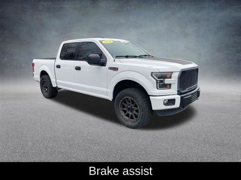 Used 2016 Ford F150 XLT AWD/4WD image 9