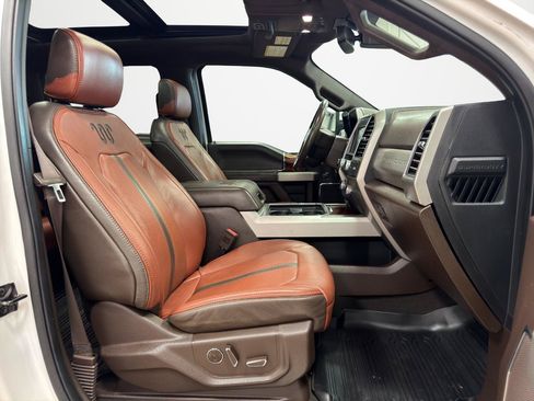 Used 2019 Ford F250 King Ranch w/ King Ranch Ultimate Package AWD/4WD image 28