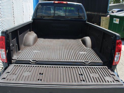 Used 2017 Nissan Frontier Desert Runner image 14