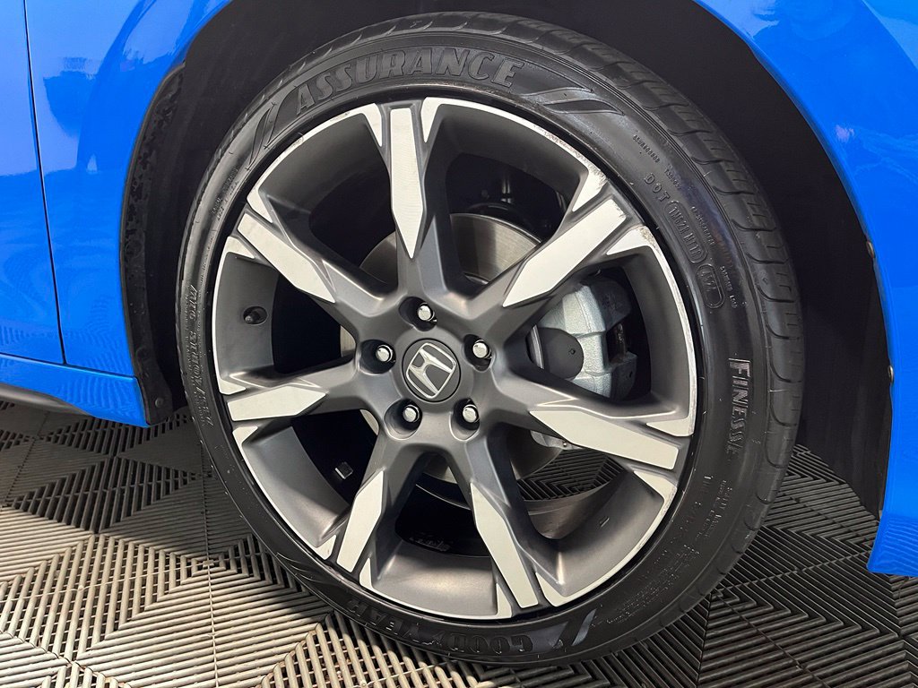 Used 2025 Honda Civic Sport Touring image 3