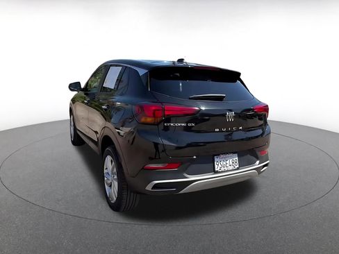 Used 2025 Buick Encore GX Preferred FWD image 11