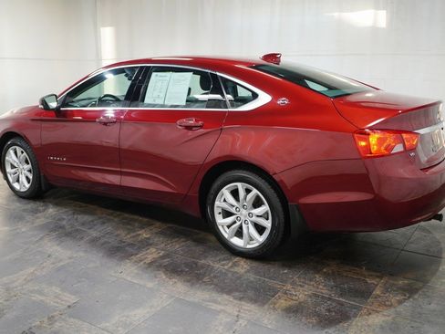 Used 2017 Chevrolet Impala LT image 6