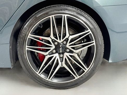 Used 2022 Kia Stinger GT2 AWD/4WD image 8