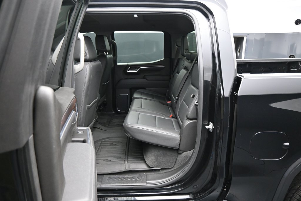 Used 2025 GMC Sierra 1500 SLT AWD/4WD image 26
