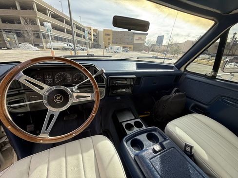 Used 1990 Ford Bronco AWD/4WD image 21