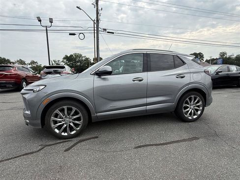 Used 2024 Buick Encore GX Avenir w/ Avenir Convenience Package FWD image 13